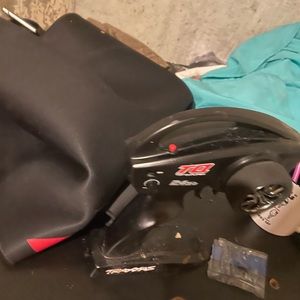 I’m selling this because I’m savin up for a pc so I would like to get some money